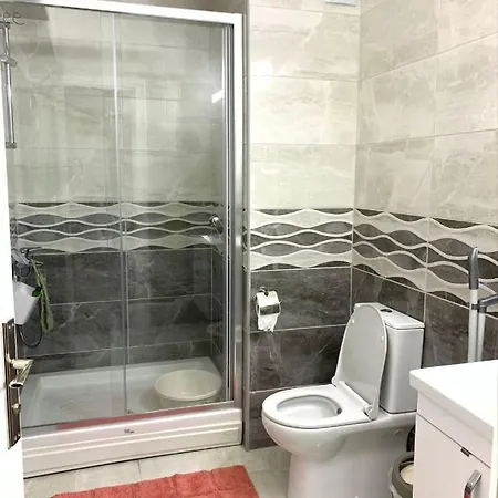 Great Location Studio In Royal Life *